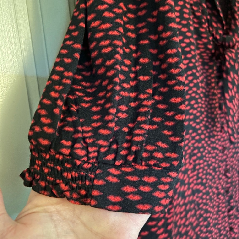 Reformation Patterned Tie Top - Picture 6 of 10